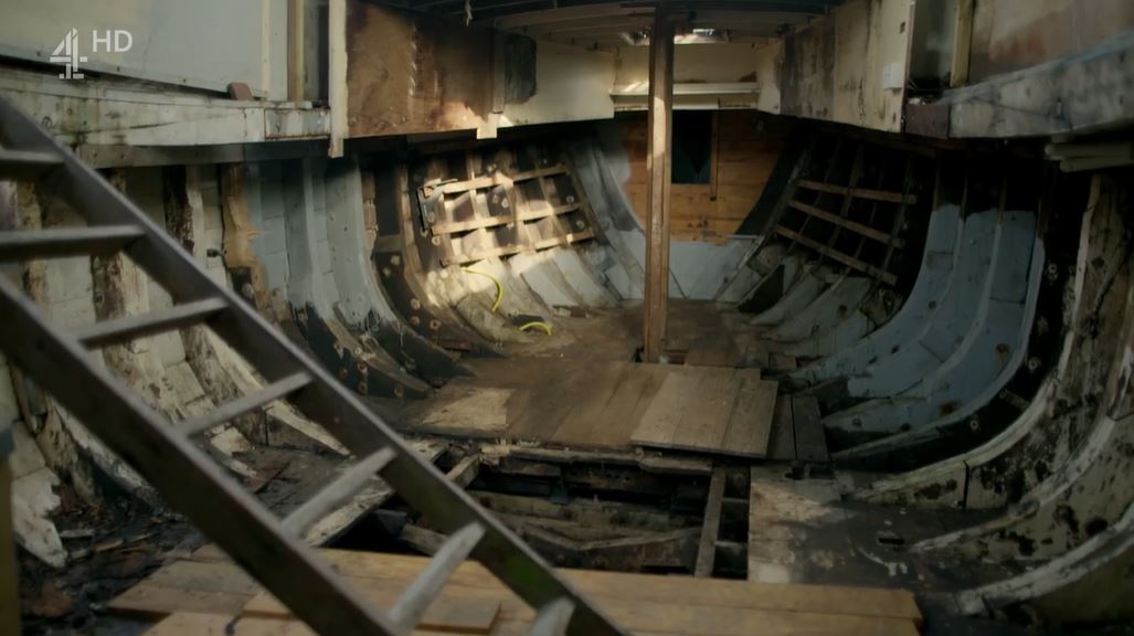 George Clarke left in stunned silence at ‘greatest ever transformation’ of rotting boat on Amazing Spaces