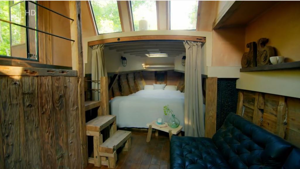 George Clarke left in stunned silence at ‘greatest ever transformation’ of rotting boat on Amazing Spaces