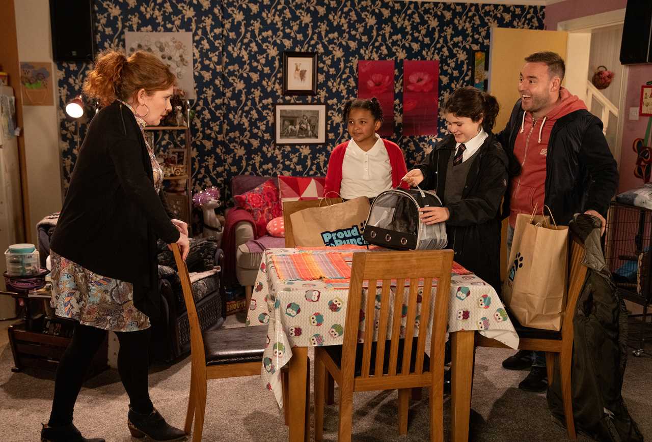 Fiz Stape makes devastating killer discovery in Coronation Street