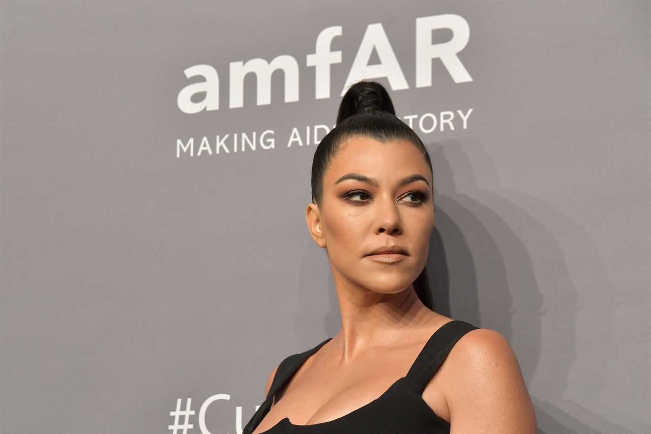 Kim Kardashian one-ups Kourtney with new photo of her healthy breakfast as rival sisters’ feud rages on