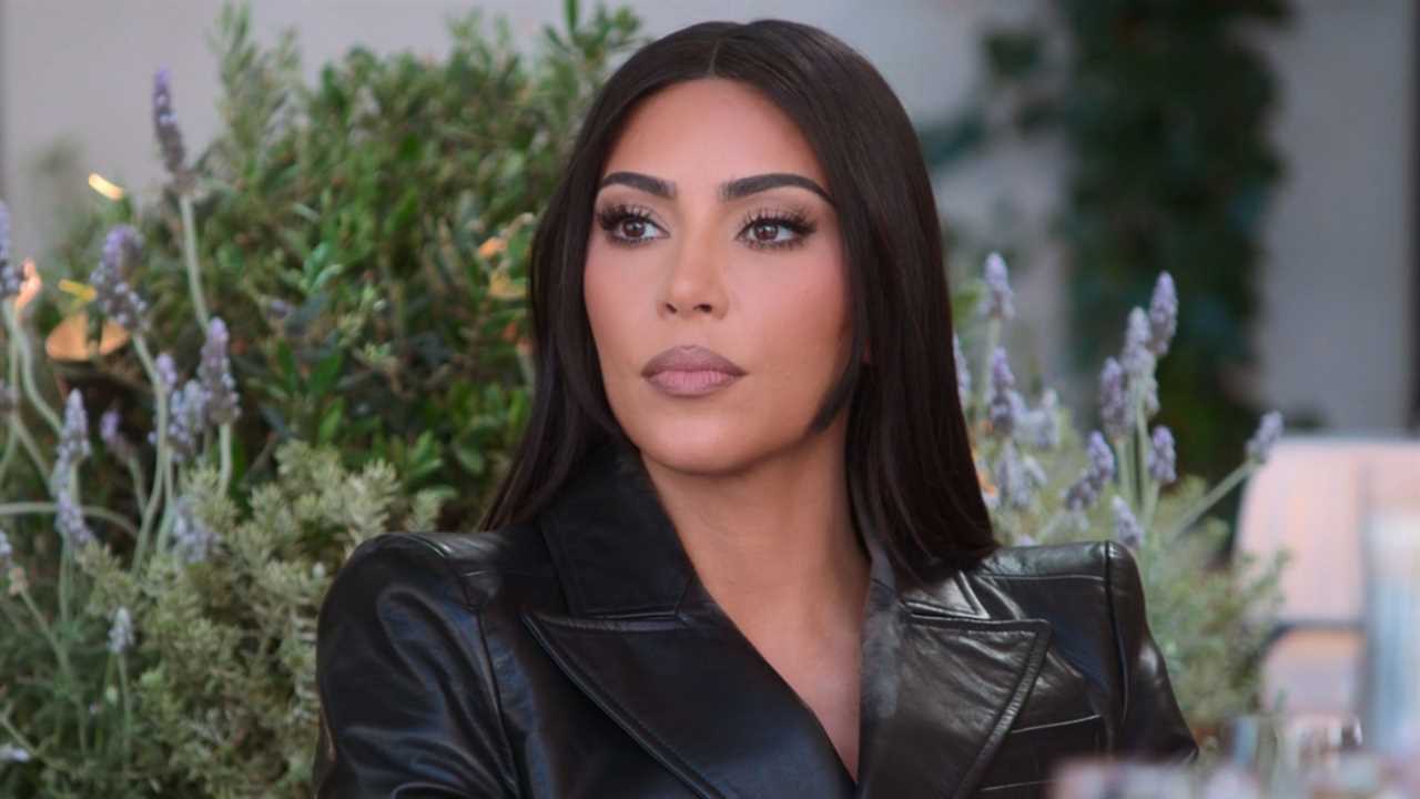 Kourtney Kardashian cooks wholesome dinner at home for Travis Barker & kids after sisters ripped for having private chef