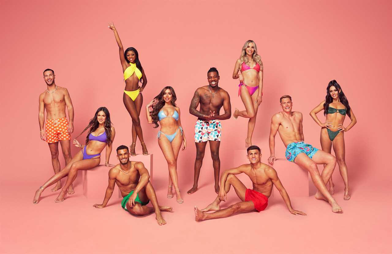 Love Island fans all have the same complaint as show flies in Australian bombshell