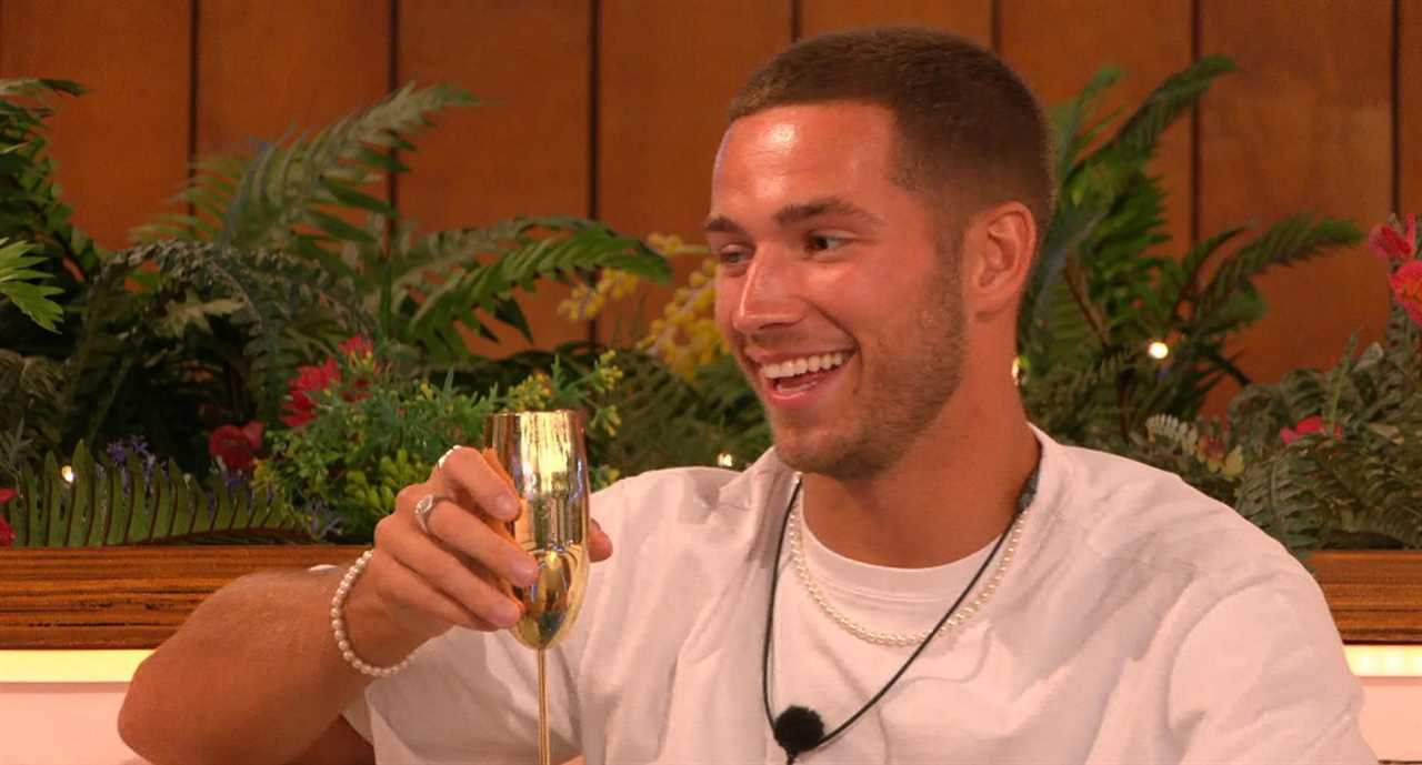 Love Island’s Ron left shocked after finding out who Lana’s famous ex is