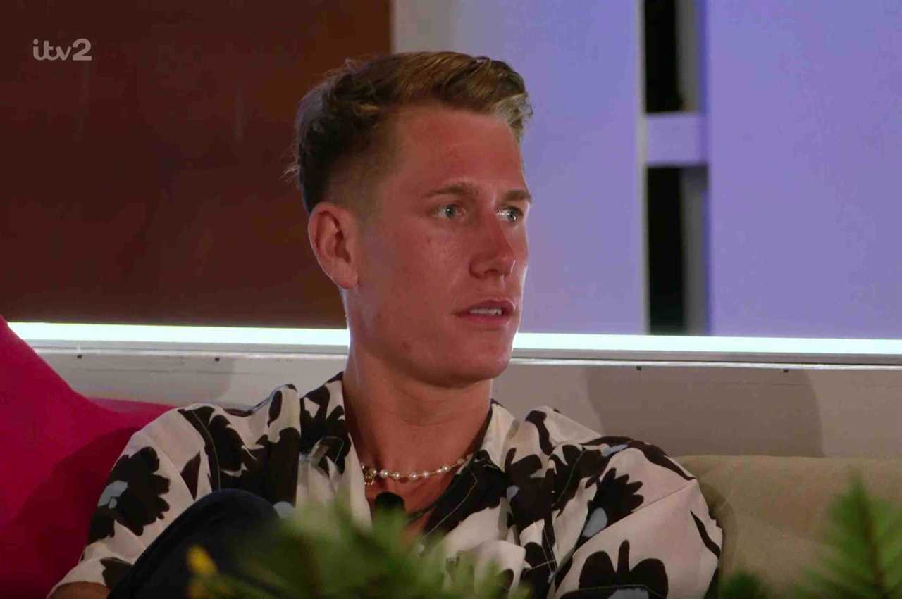 Viewers turn on Love Island fan favourite and accuse him of ‘harassment’