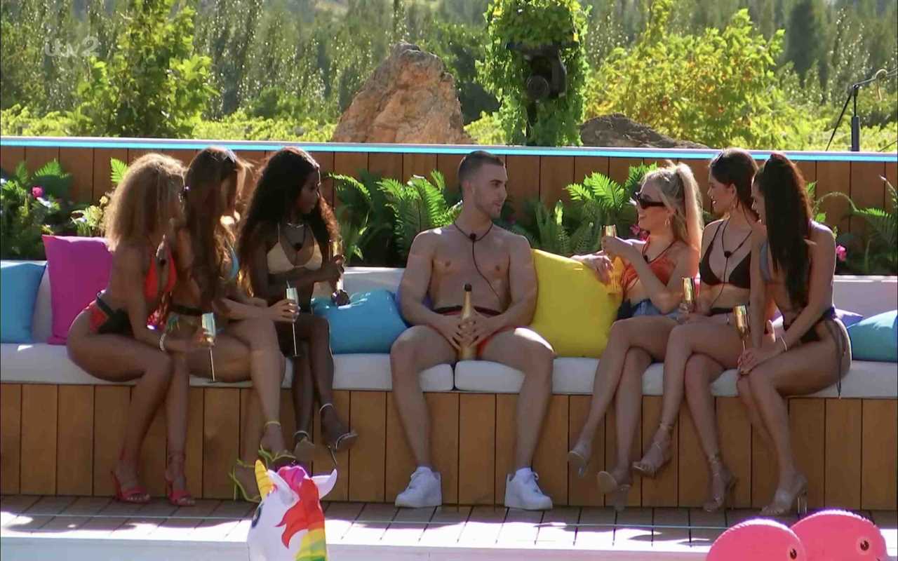 Love Island fans ‘work out’ new female bombshell will arrive within days after spotting ‘clue’