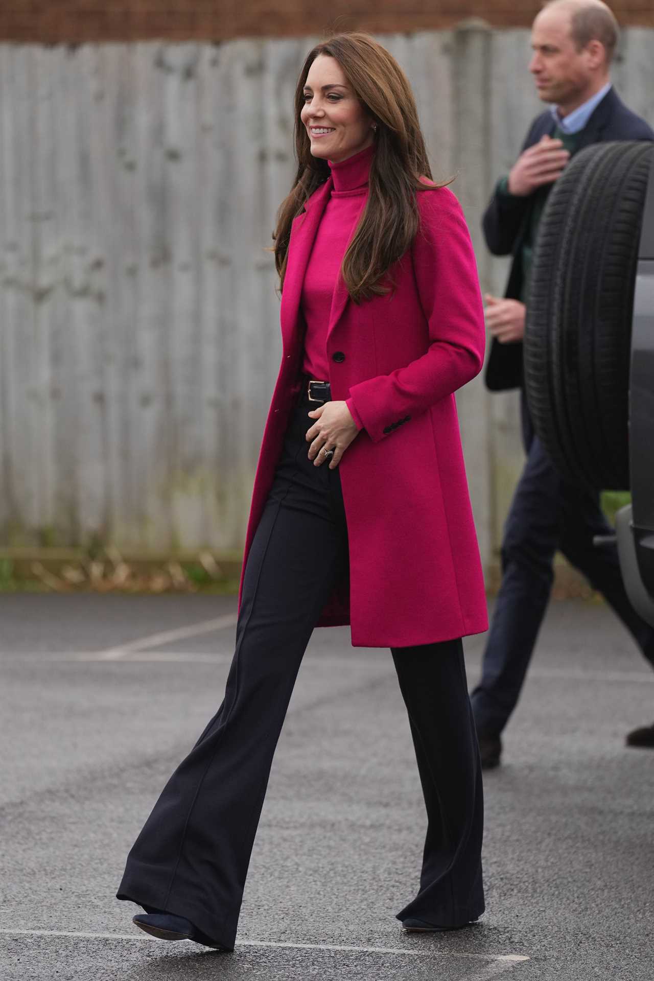 Princess Kate stuns in bright pink outfit – and royal fans think it’s a dig at Meghan Markle