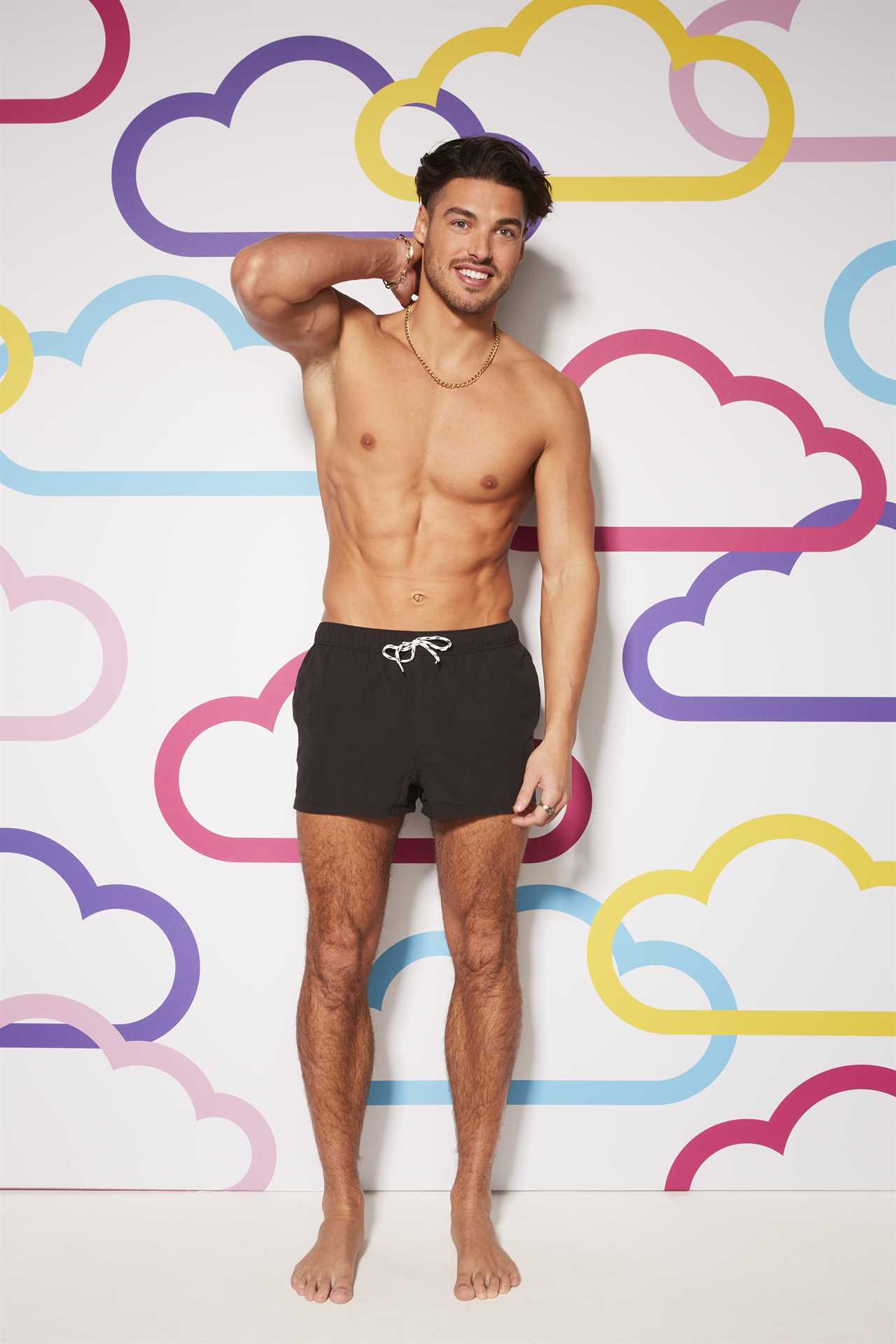 New Love Island bombshell Spencer’s Hollywood connection revealed