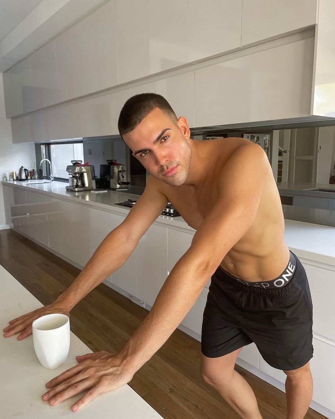 Inside Love Island bombshell Aaron’s huge Australian home with massive kitchen and bathroom that looks like a spa