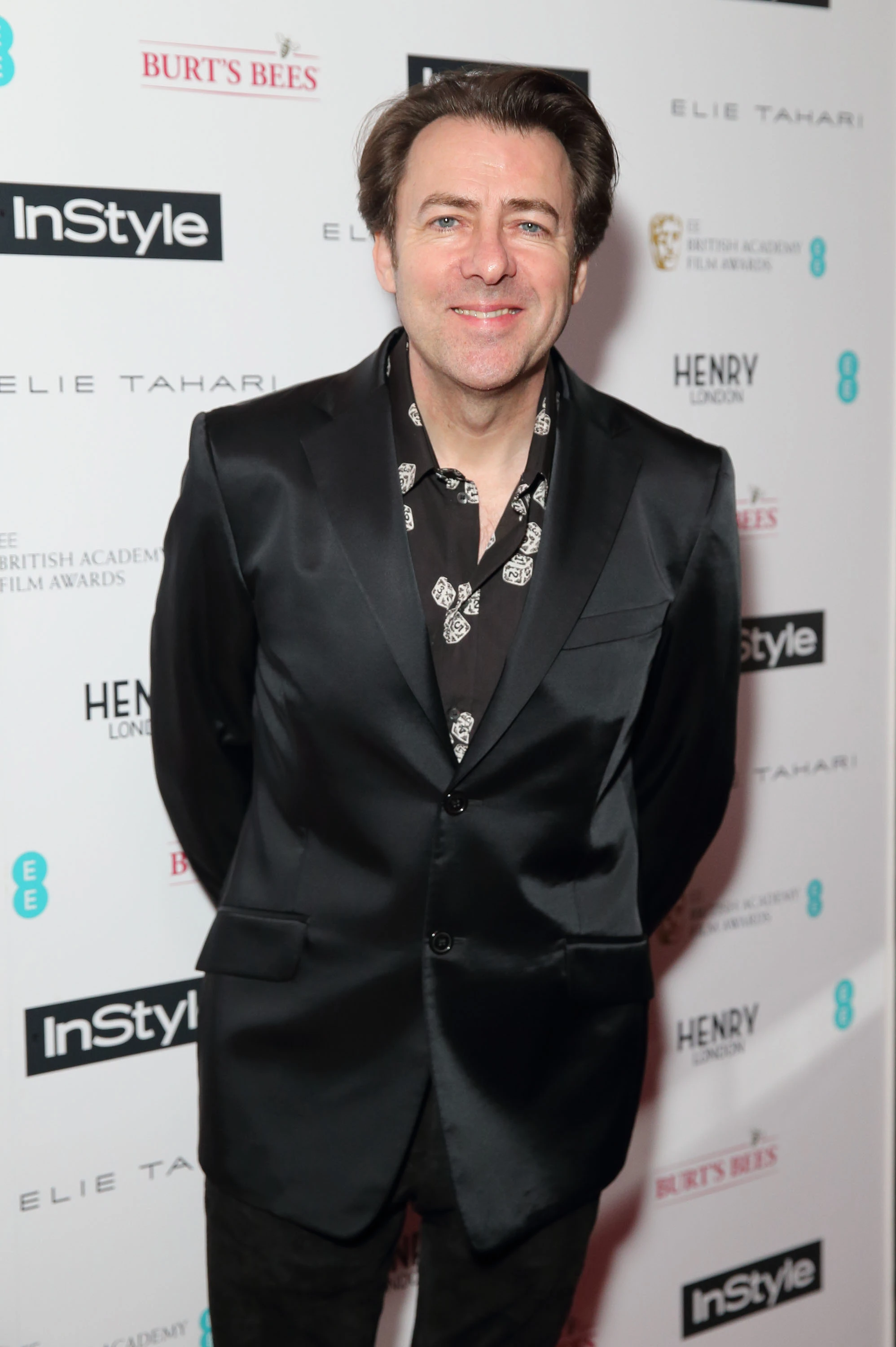 Jonathan Ross left cringing as Michael McIntyre sends shock prank text to celeb pals – and Kylie replies