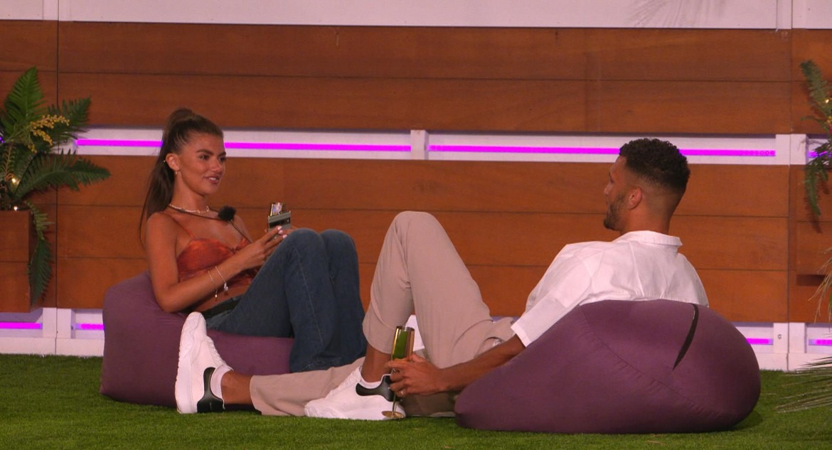 Love Island spoiler: Villa chaos as bombshell Samie turns THREE boys’ heads