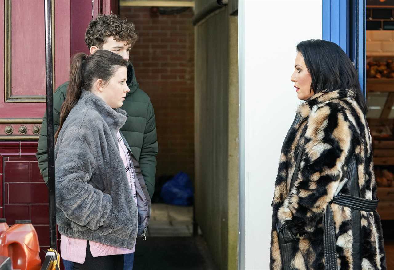 Pregnant Lily Slater makes major decision in EastEnders