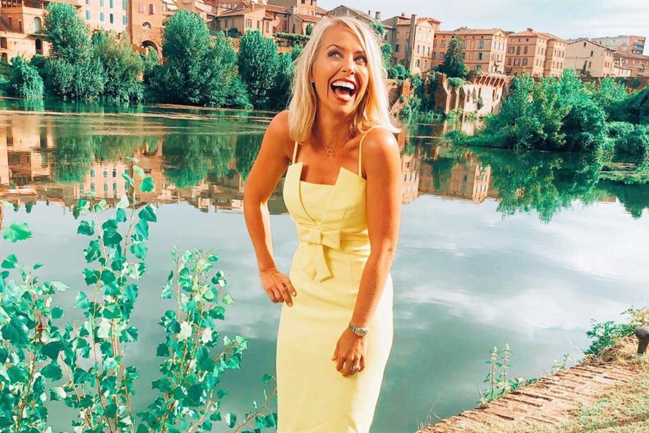 A Place in the Sun fans gush Laura Hamilton ‘gets hotter every day’ as she poses in low-cut minidress