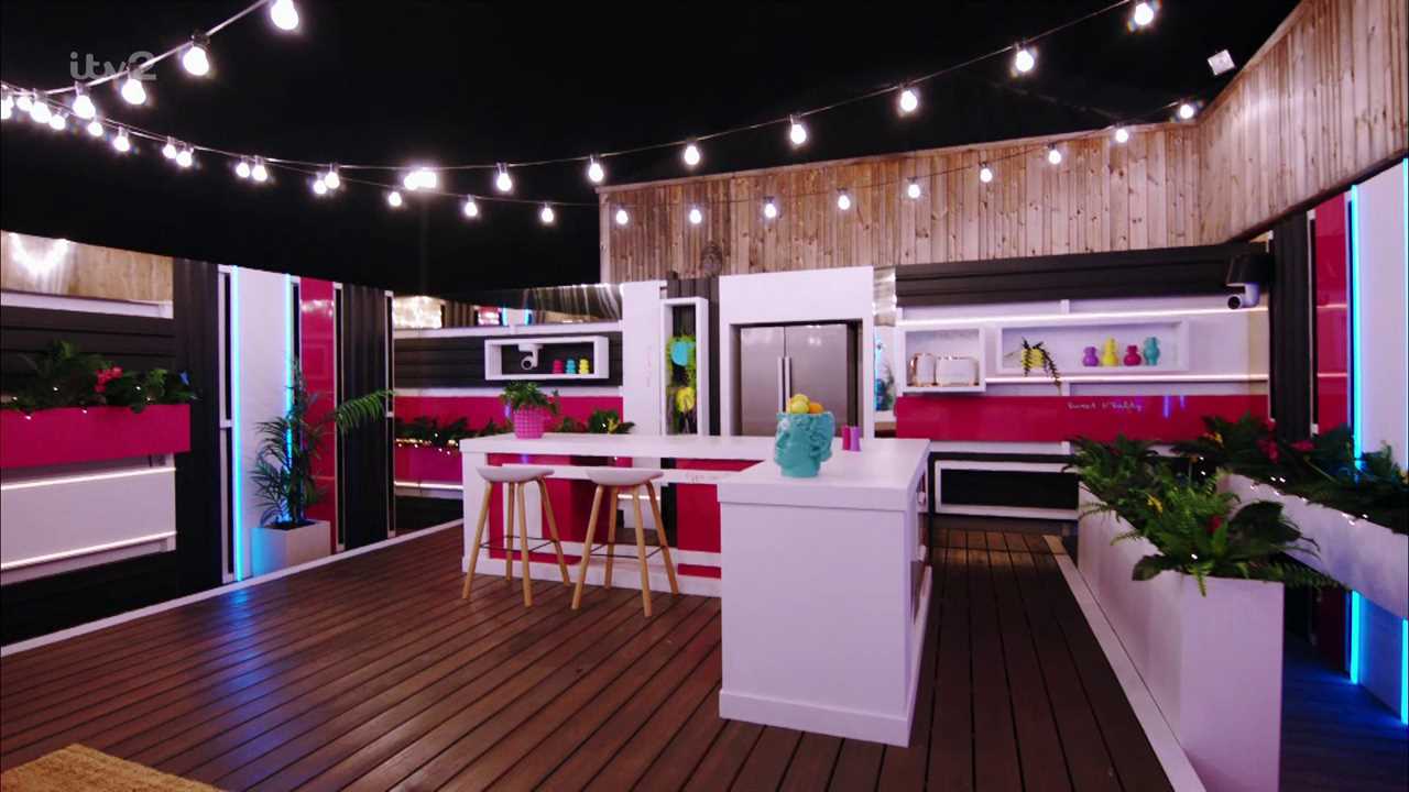 Love Island fans go wild at Casa Amor sneak-peek – with cruel Valentine’s twist