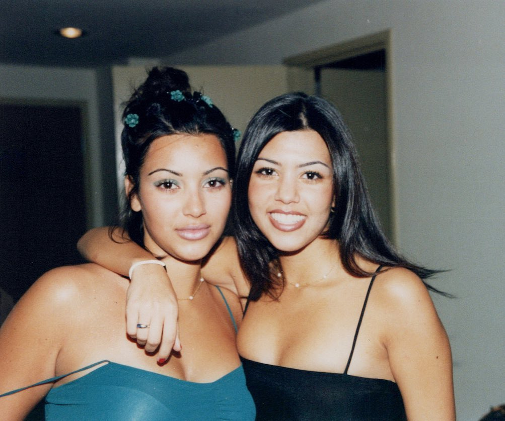 Kim Kardashian looks completely unrecognizable before ‘plastic surgery’ in throwback photo with famous friends