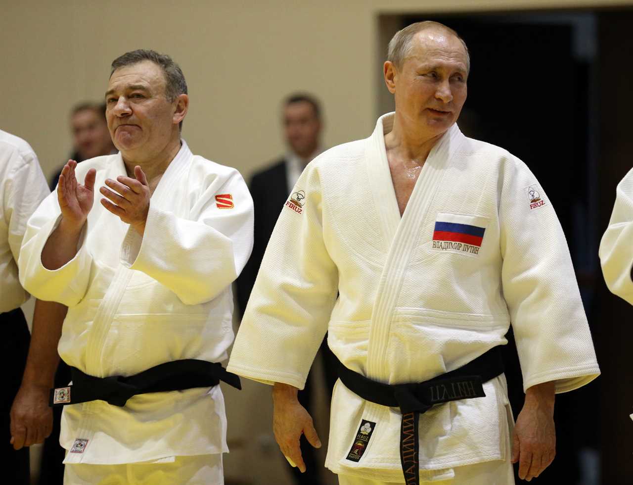 Billionaire oligarch pal of warmonger Vladimir Putin helped fund £2.2m pool complex at Prince George’s school