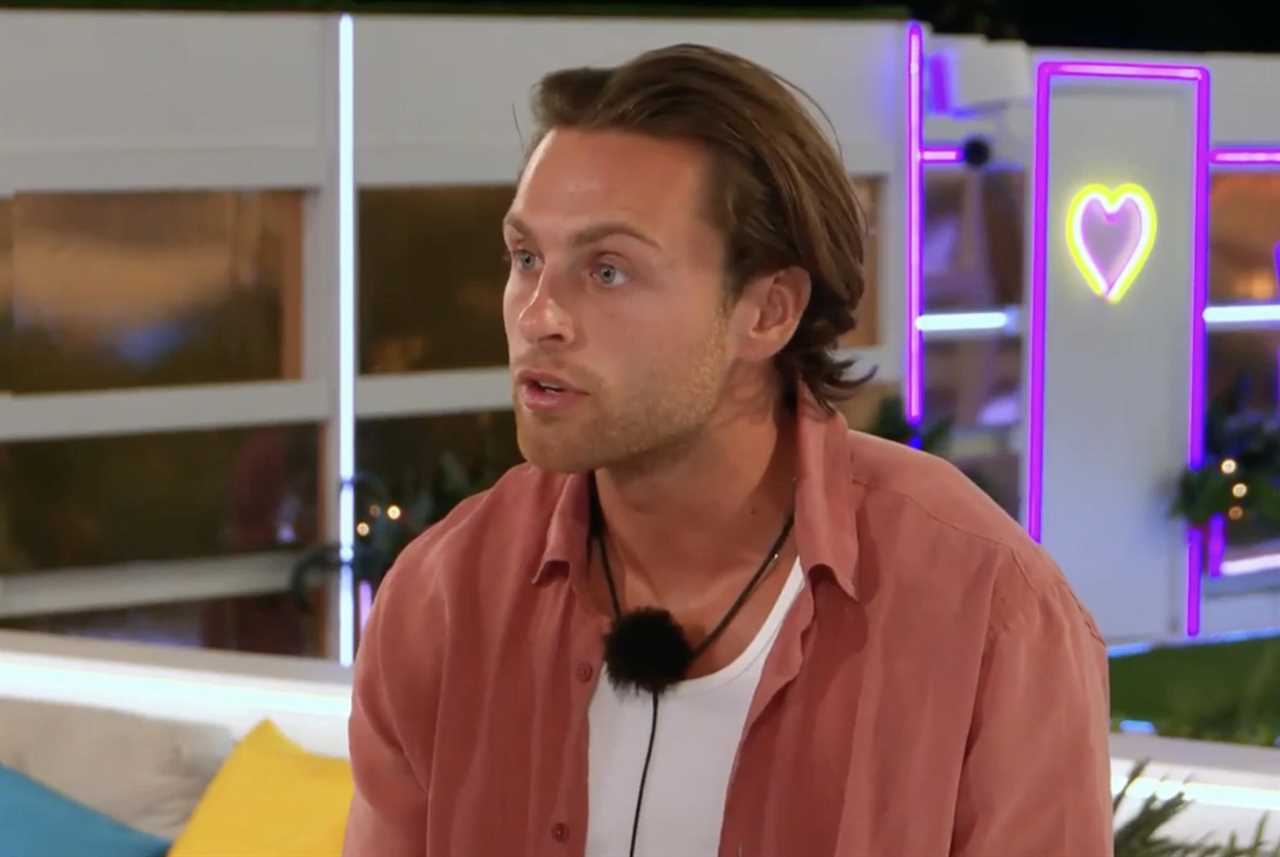 Fuming Love Island fans spot exact moment Casey LIES to Will’s face – did you see it?