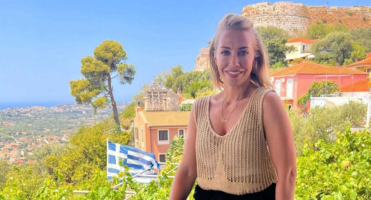 A Place in the Sun’s Laura Hamilton dazzles fans with ‘stunning’ pic in strappy top