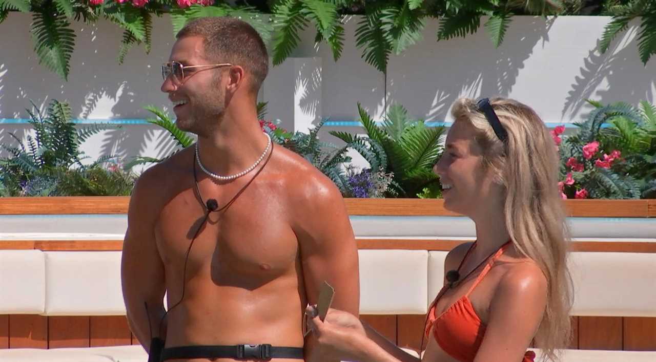 Love Island fans spot ‘sign’ Ron and Lana romance won’t last after explosive challenge