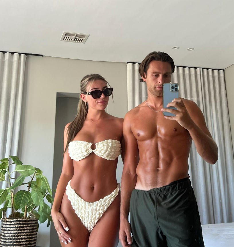 Love Island’s Casey O’Gorman shows off his ripped abs as he poses for snap with Rosie Seabrook after split rumours