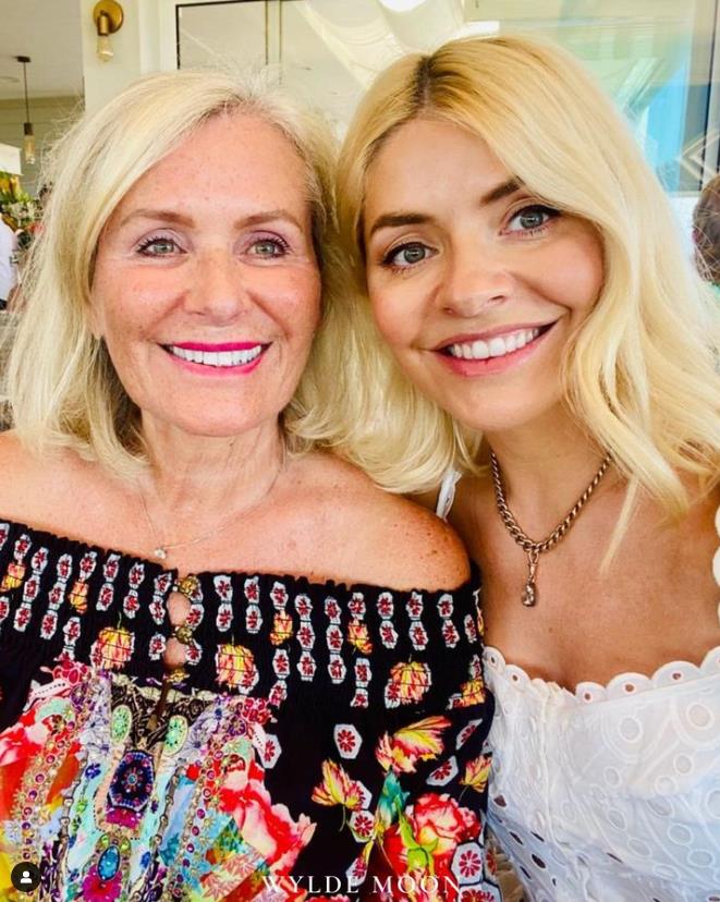 Holly Willoughby shares rare snap of lookalike mum as she celebrates Mother’s Day