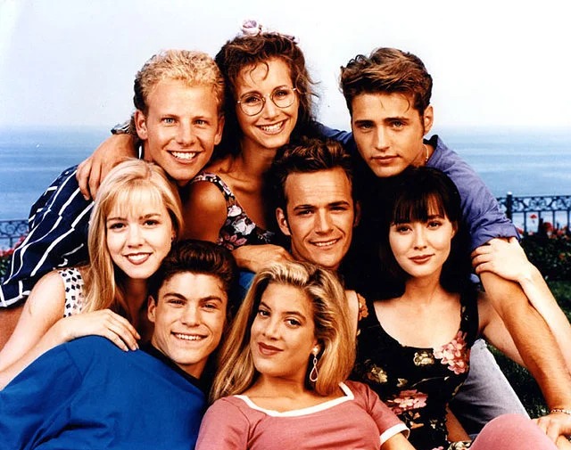 90s teen TV show legends look unrecognisable as they reunite 23 years after show was axed