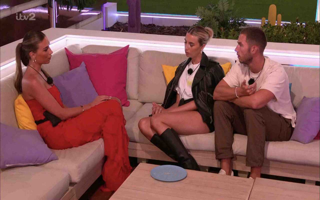 Love Island ‘feud’ rumours reignited as stars ‘go missing’ from mini-reunion