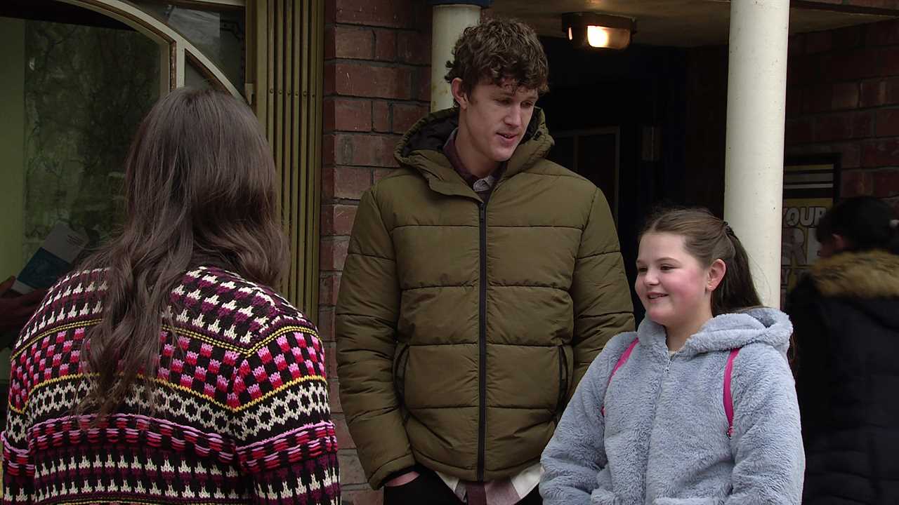 Craig Tinker makes shock confession to Faye Windass in Coronation Street