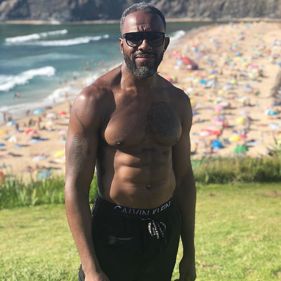 Casualty’s Charles Venn, 49, stuns fans with extremely ripped physique in sweaty gym selfie