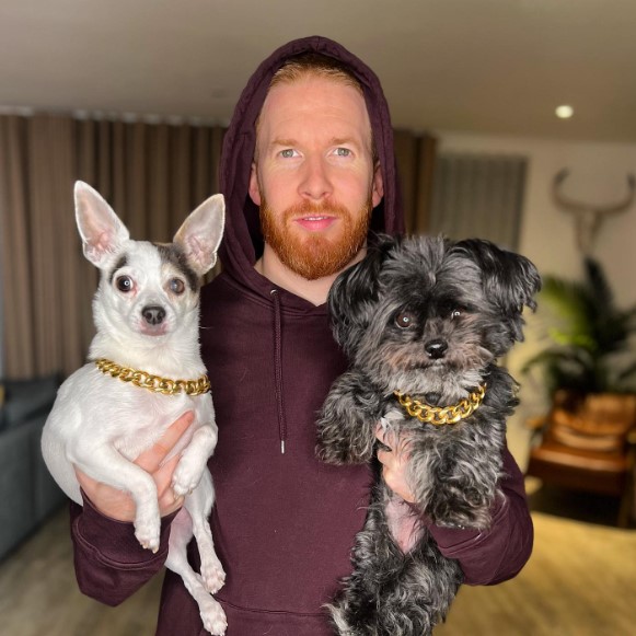 Inside Neil Jones’ cosy London apartment as he shares baby news with girlfriend Chyna Mills