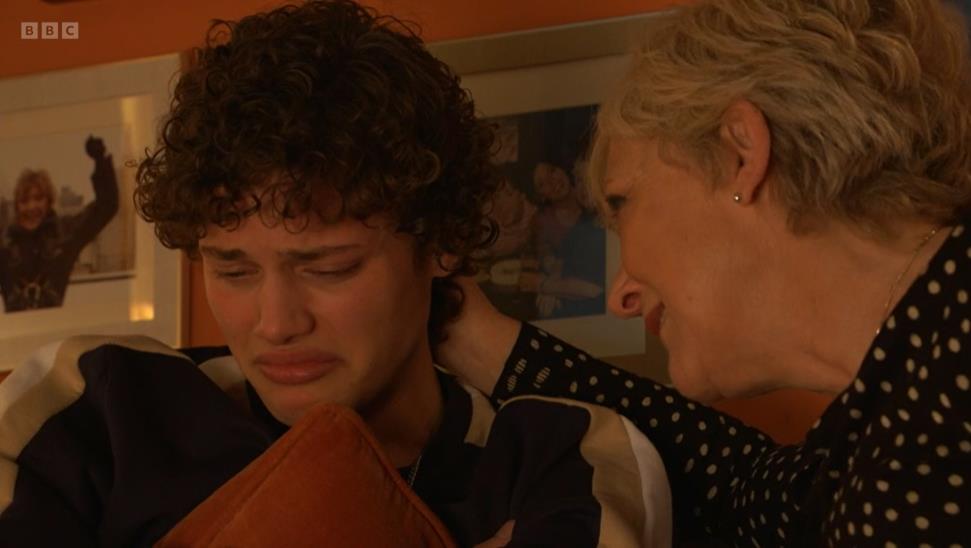 Sobbing BBC EastEnders fans predict Freddie Slater twist as he opens up to Jean in emotional scenes