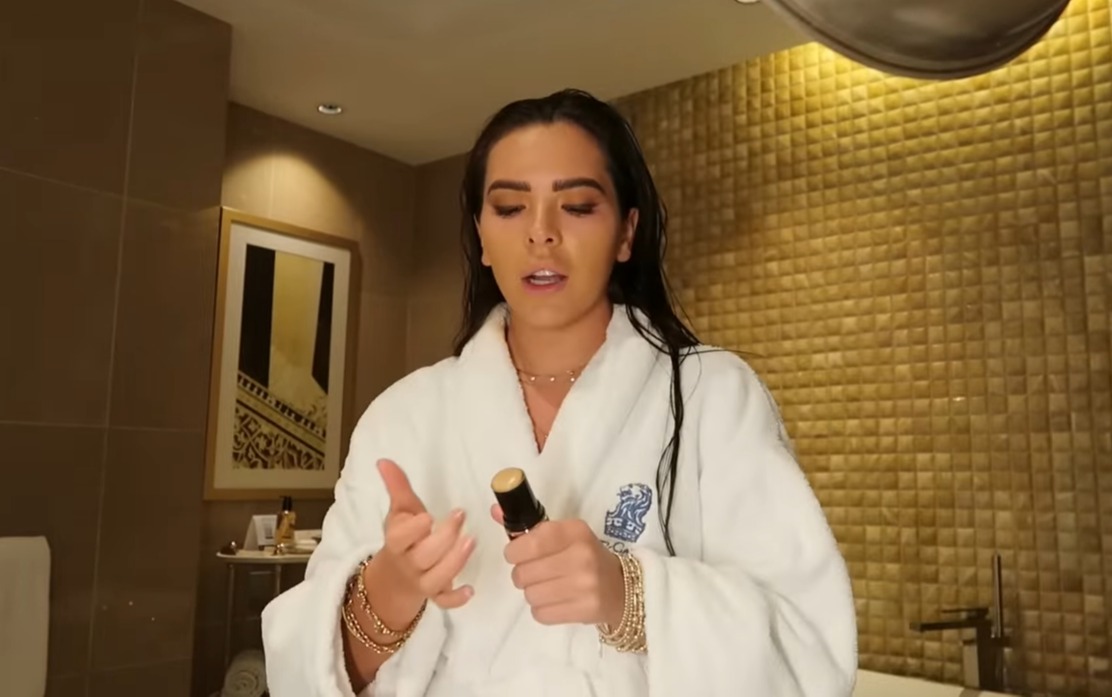 Love Island’s Gemma Owen left cringing as ‘embarrassing’ dad Michael ruins her make-up tutorial