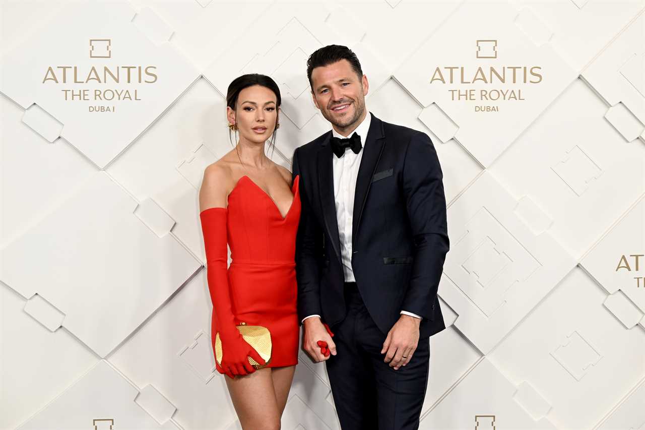 Mark Wright and Michelle Keegan fans all have the same complaint as they show off their enormous sofa