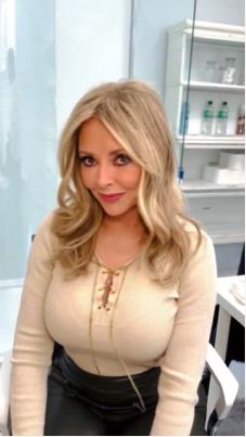 Carol Vorderman shows off major transformation after glam makeover