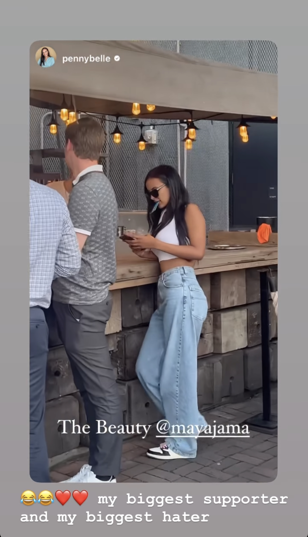 Maya Jama shows off her tiny waist in crop top and boyfriend jeans in Brooklyn