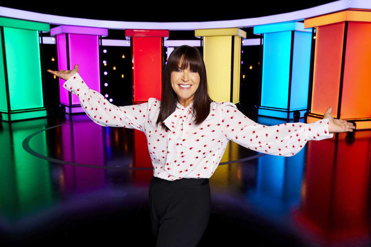 Naked Education defended by host Anna Richardson as controversial show racks up nearly 1,000 complaints