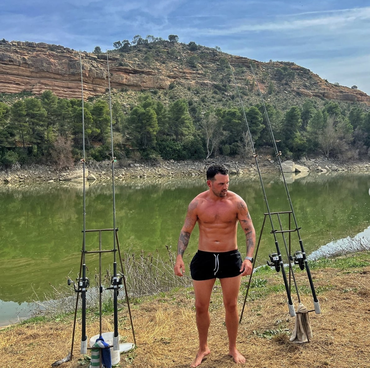 Former Towie star shows off incredible body transformation eight years after quitting the show