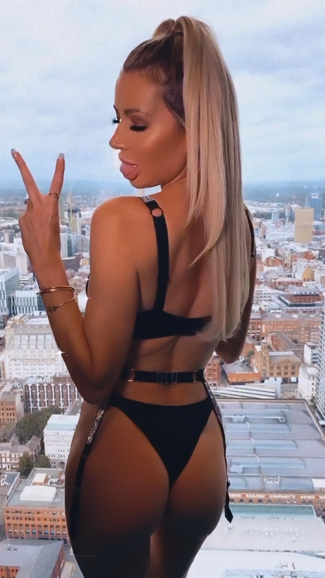 Olivia Attwood flashes her bottom as she gets a bum lift for upcoming hen do to ‘keep it peachy’