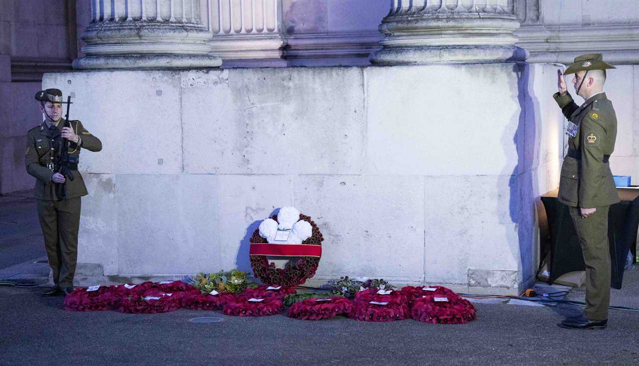 Prince William pays his respects to fallen Australian and New Zealand troops at Anzac Day dawn service