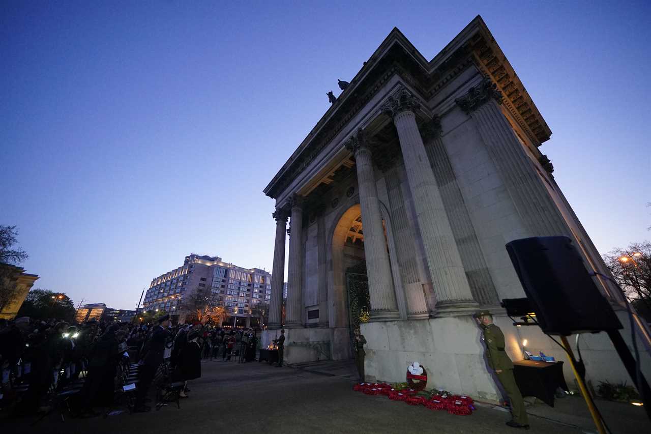 Prince William pays his respects to fallen Australian and New Zealand troops at Anzac Day dawn service