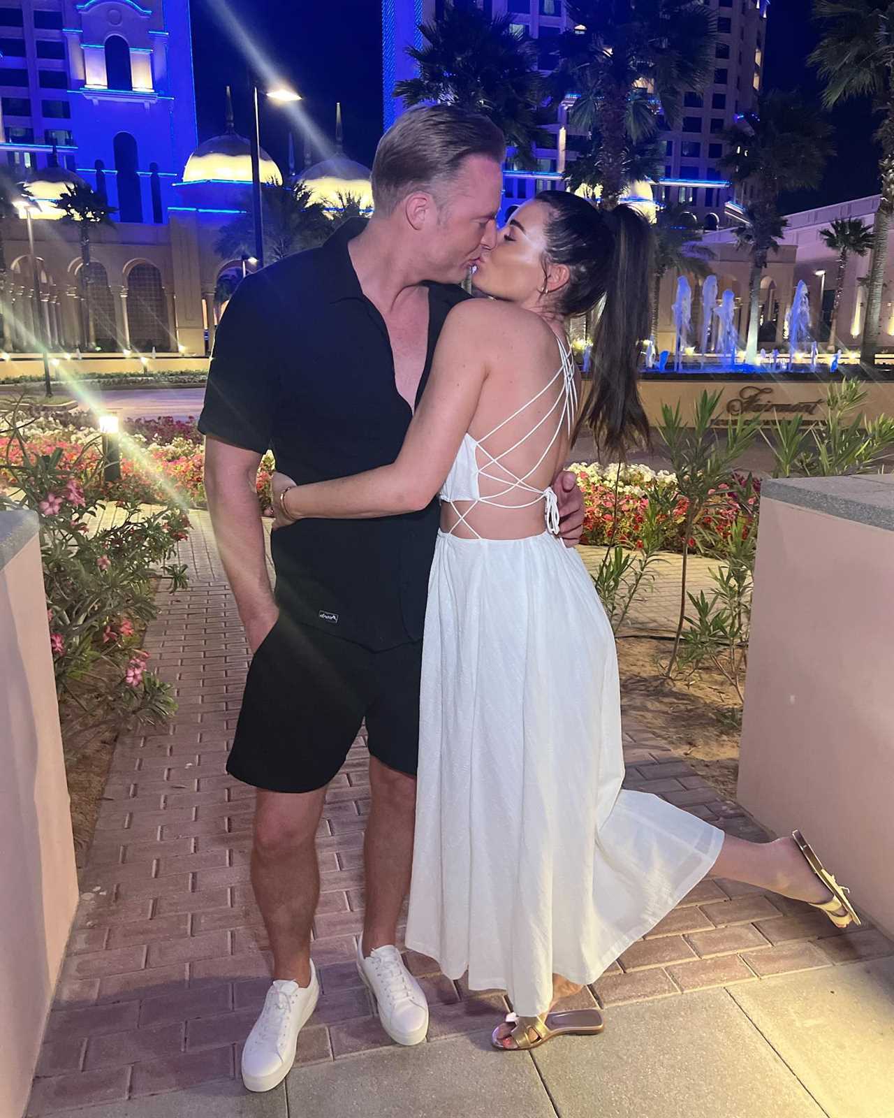 Jess Wright looks incredible in a pink bikini as she gives fans a glimpse into luxury family holiday to Abu Dhabi