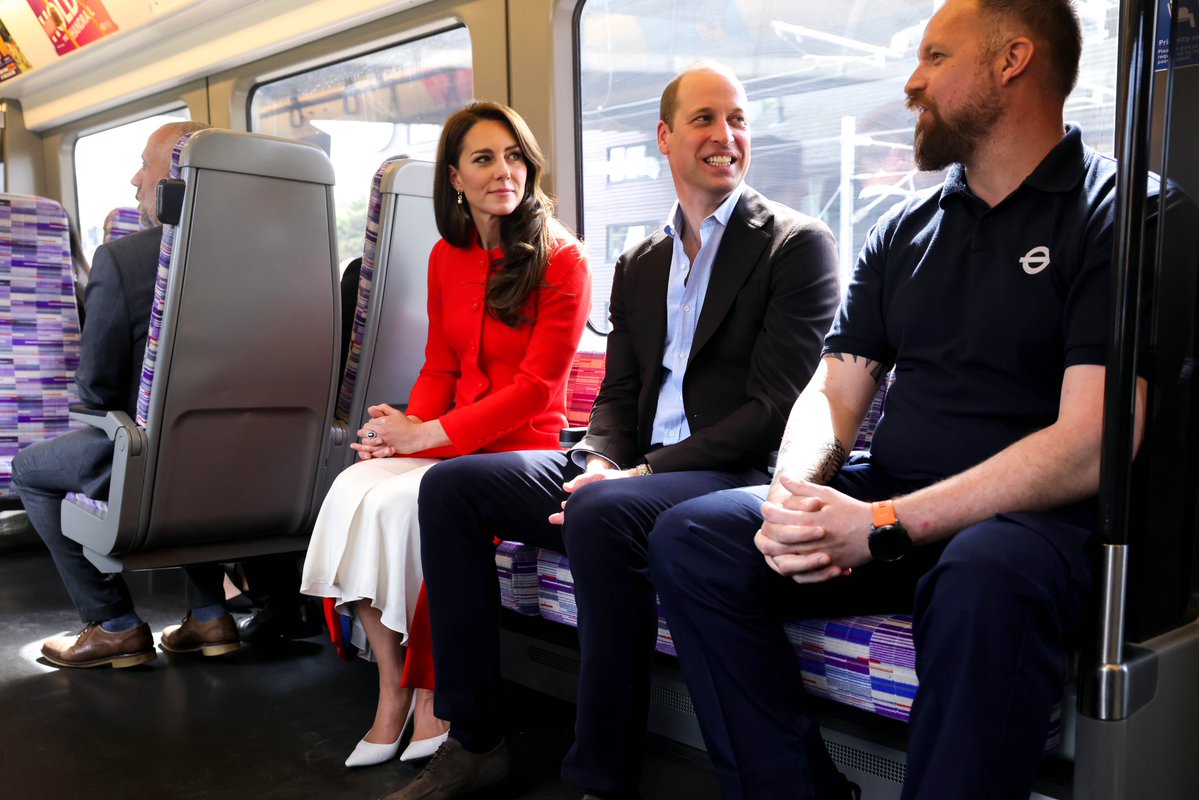 Princess Kate and Prince William take Elizabeth line to pub to raise a pint ready for King Charles’ coronation