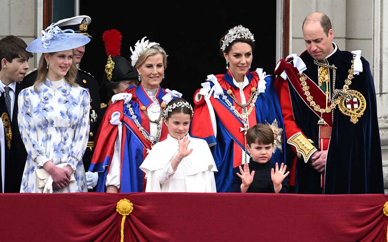 I’m a lipreader and here’s what cheeky Prince Louis whispered to Princess Charlotte at the coronation