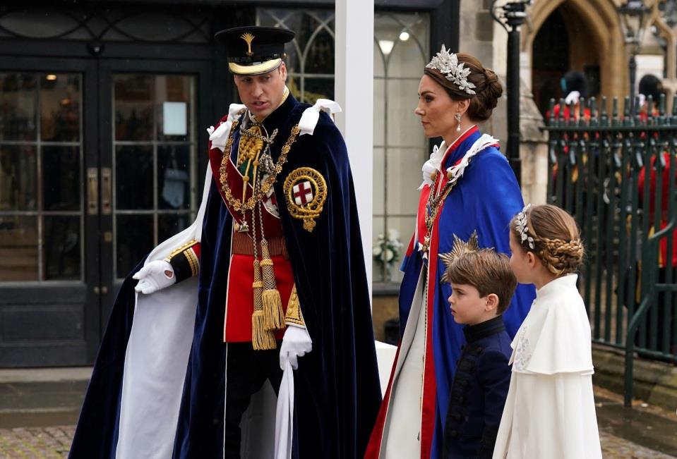 Royal fans are all saying the same thing about Prince Louis’ royal wave at the coronation