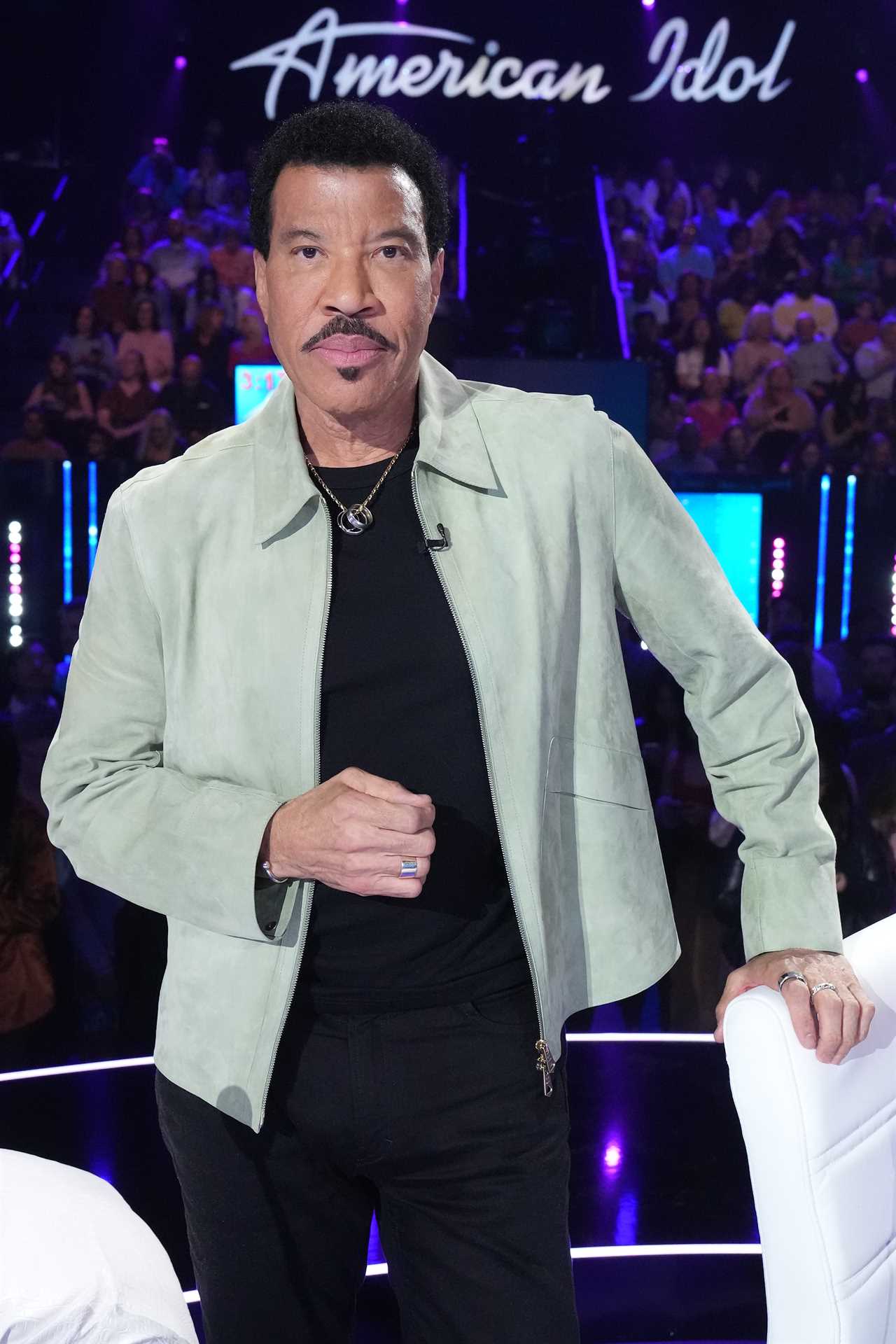 American Idol’s Lionel Richie ‘claps back’ after being slammed for his performance at coronation concert