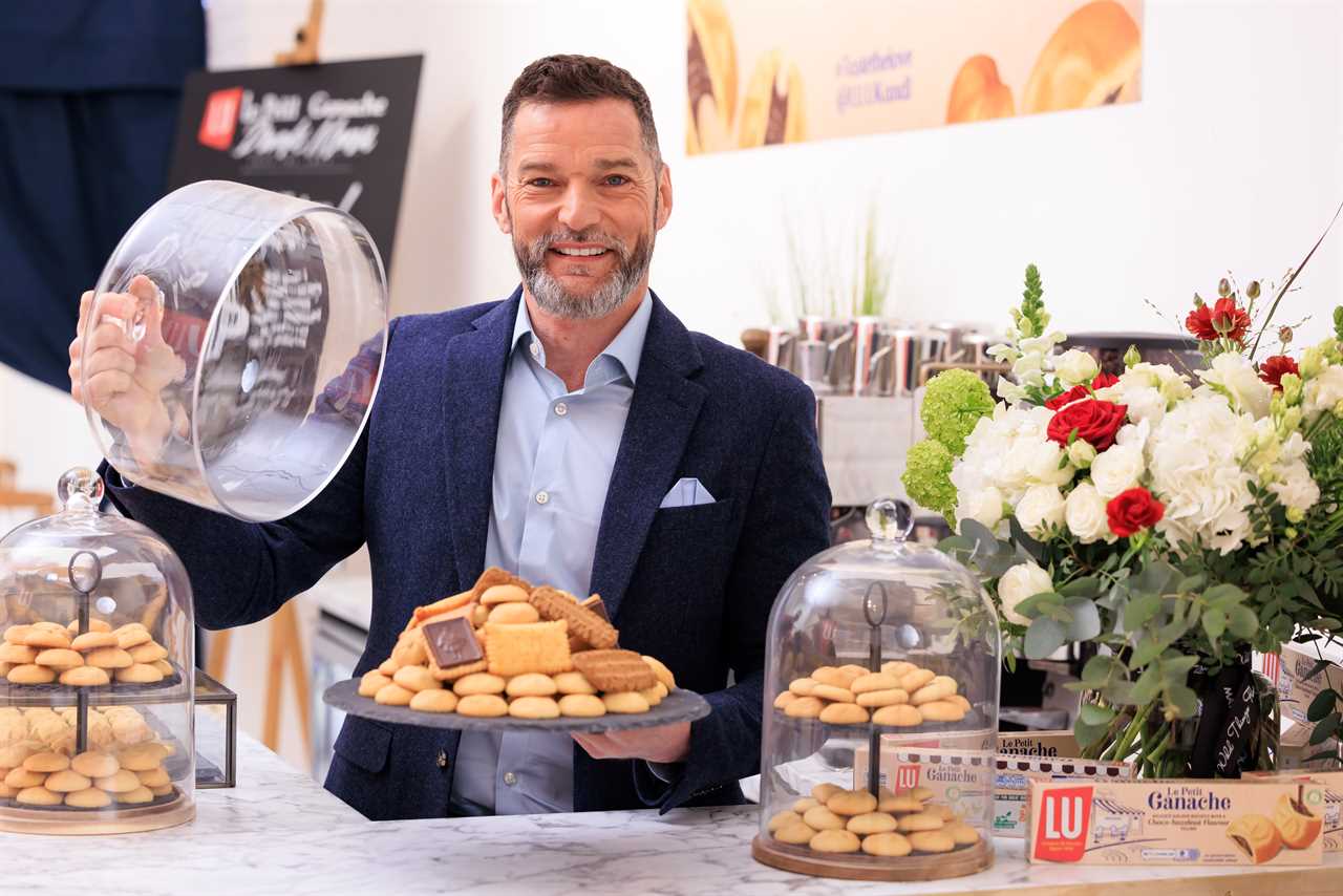 First Dates in huge format shake-up for 10th anniversary reveals show legend Fred Siriex