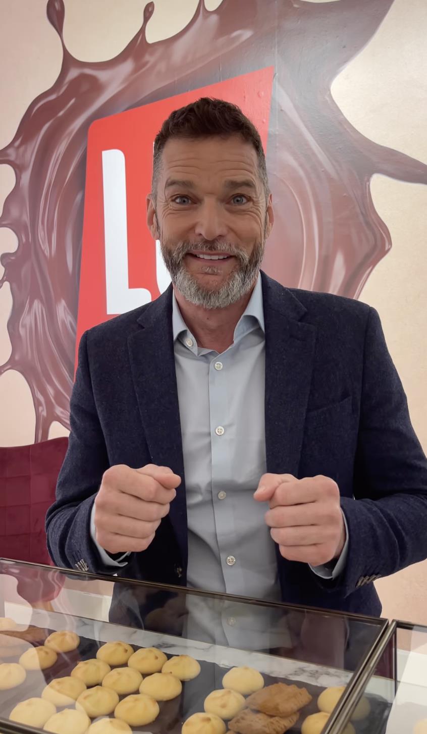 First Dates in huge format shake-up for 10th anniversary reveals show legend Fred Siriex