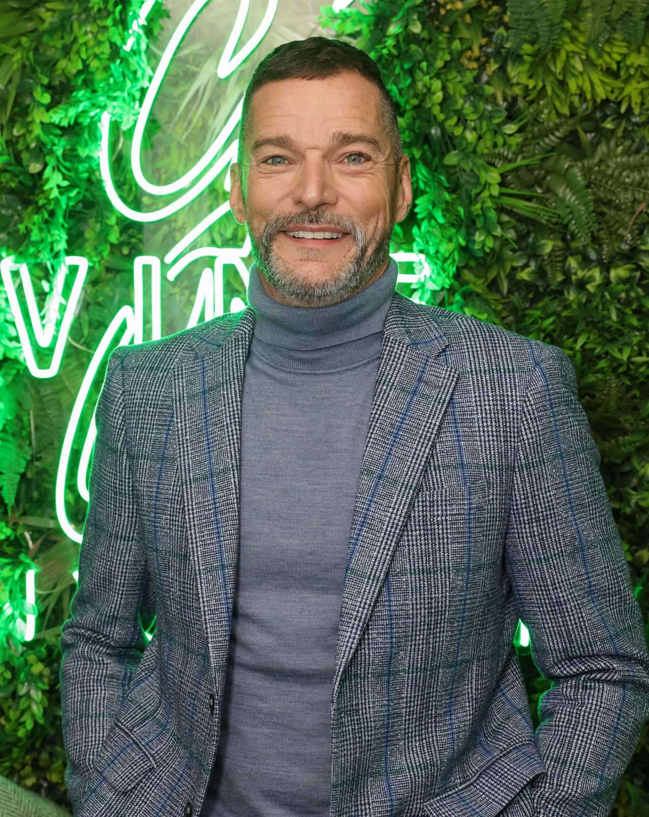 First Dates in huge format shake-up for 10th anniversary reveals show legend Fred Siriex