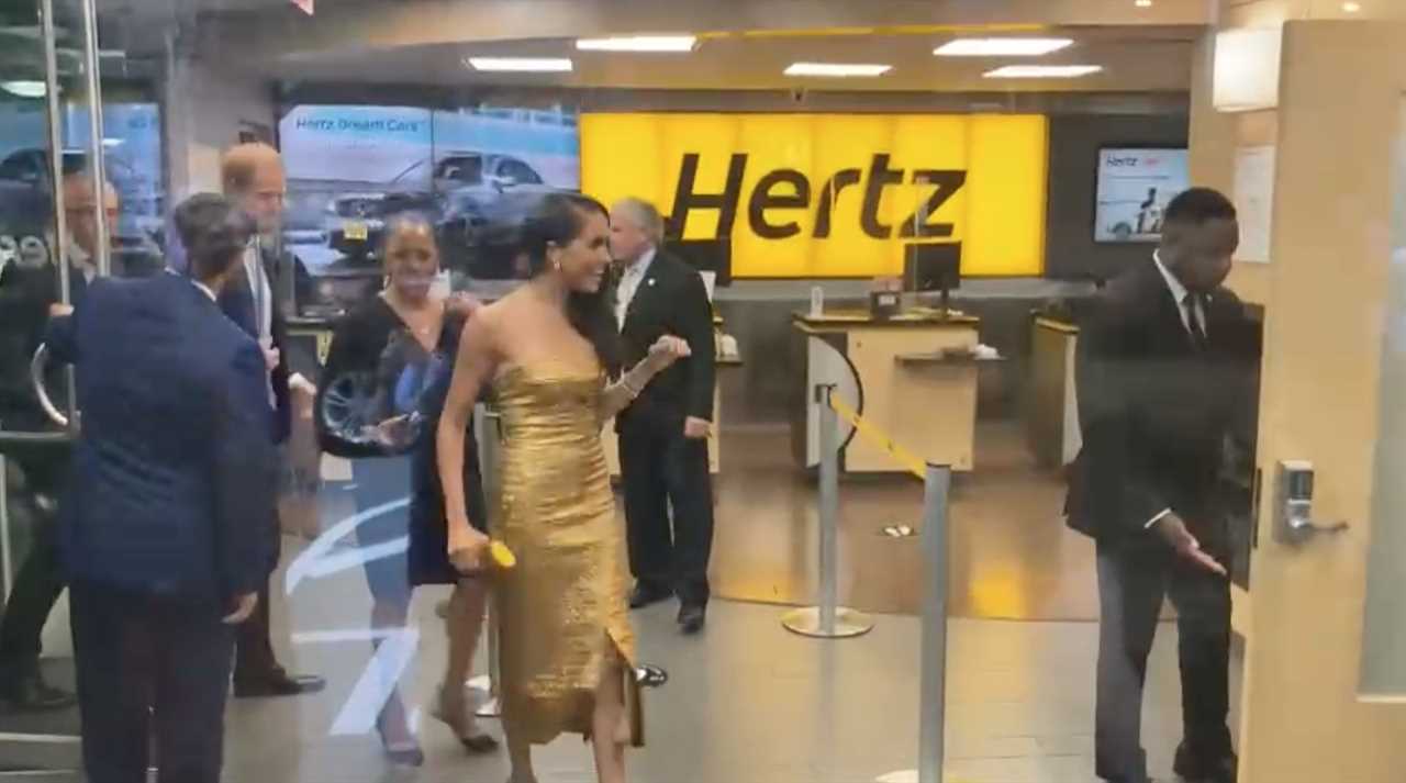 Meghan Markle’s fans in disbelief as she makes VERY unusual and unglamorous entrance at awards for ‘security reasons’