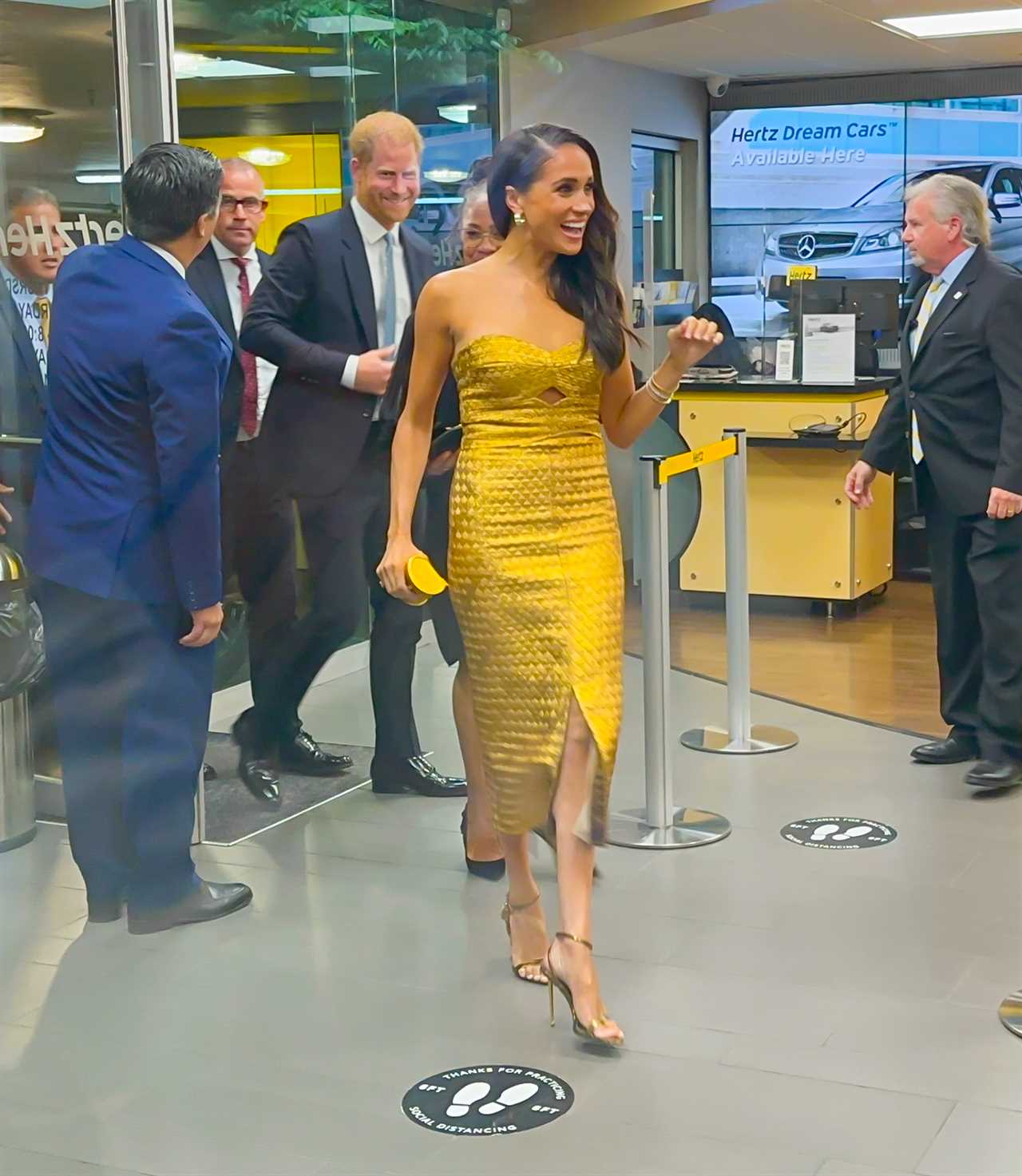 Meghan Markle’s fans in disbelief as she makes VERY unusual and unglamorous entrance at awards for ‘security reasons’