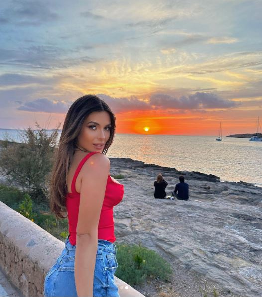 Ekin-Su looks stunning as she goes braless in racy corset top on holiday in Ibiza